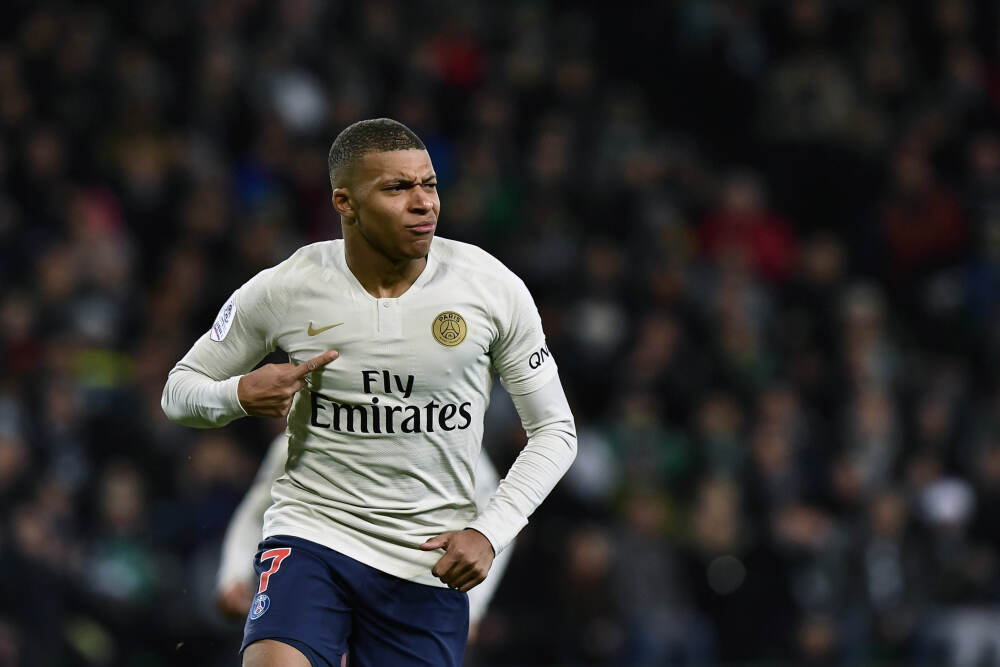 手握全球最贵货币，中东土豪砸300亿，把国运港口全权交给中企